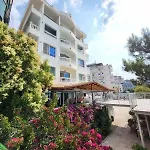Kalemi's Beachside Sarandë