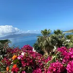Kalemi's Beachside Sarandë