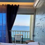 호텔 Kalemi's Beachside Sarandë