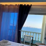 Kalemi's Beachside Sarandë