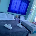 Hotel Kalemi's Beachside