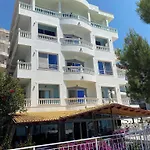 Kalemi's Beachside 호텔 Sarandë