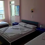 Kalemi's Beachside 3* Sarandë