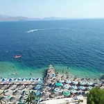 Kalemi's Beachside 호텔