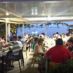 Kalemi's Beachside Sarandë