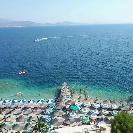 Hotel Kalemi's Beachside