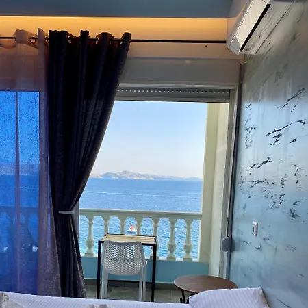 ホテル Kalemi's Beachside Sarandë