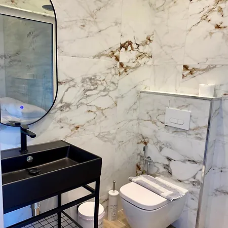 ホテル Kalemi's Beachside Sarandë