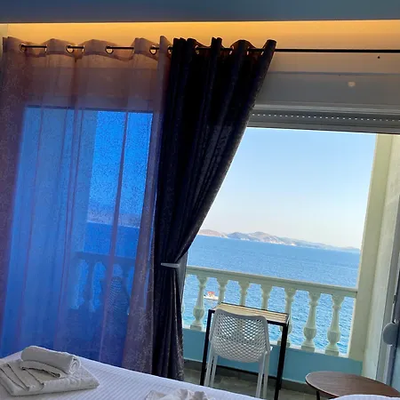 Kalemi's Beachside Sarandë