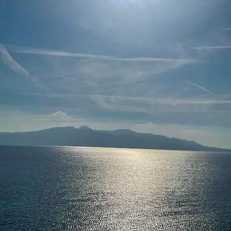 Ξενοδοχείο Kalemi's Beachside 3*