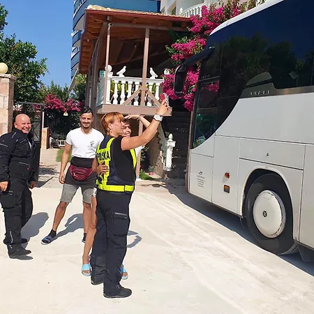 Kalemi's Beachside 3*