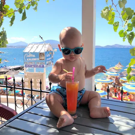 Kalemi's Beachside 3*