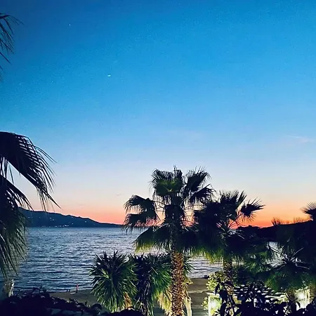 Kalemi's Beachside Hotel 3*