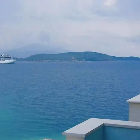 Kalemi's Beachside 3*