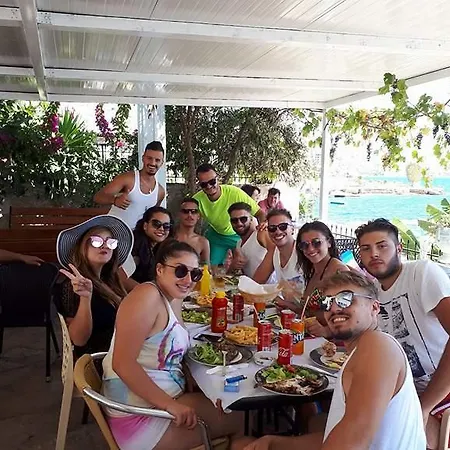 ホテル Kalemi's Beachside Sarandë