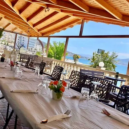 Kalemi's Beachside 3*