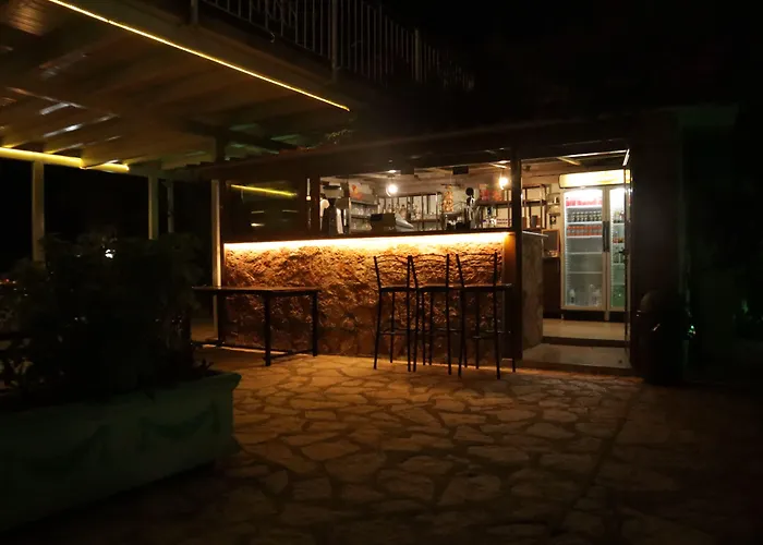 Hotel Kalemi's Beachside 3*