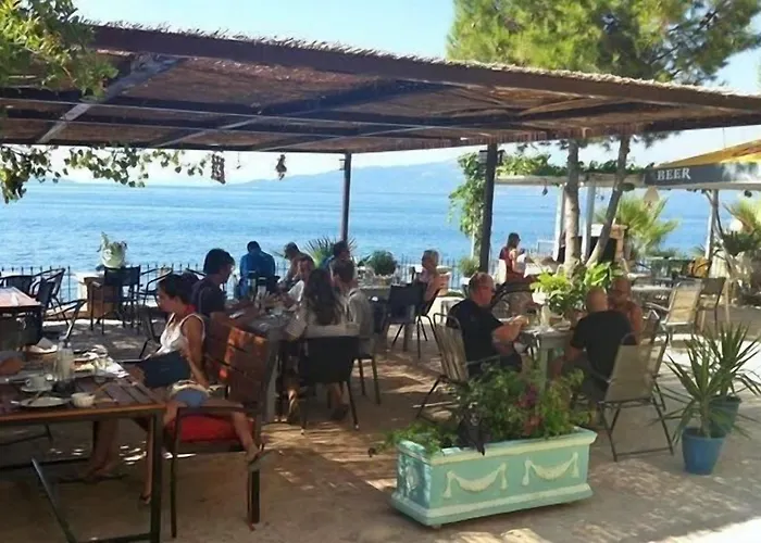 Kalemi's Beachside Hotel 3*