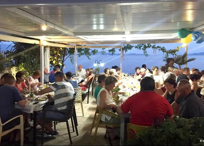 Kalemi's Beachside Sarande
